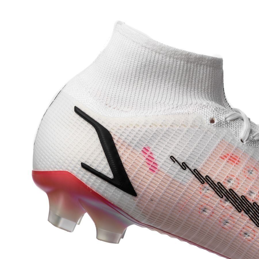 Nike Mercurial Superfly 8 Elite FG Rawdacious - close-up of logo and heel
details